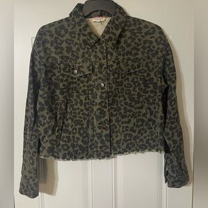 Andree by Unit Green Raw Hem Denim Jacket Green Leopard Print Button Size Large